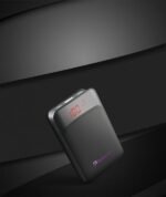 Reman Power Bank 10000mAh With 3 Input Type C, Micro,iPhone Black Color - Image 3