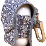 حقيبة وواقي حماية لسماعات ابل ايربودز من الجلد المغطي بالجليتر بشنكل لون فضي
