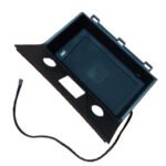 شاحن لاسلكي متوافق مع سيارات ( HYUNDAI TUCSON  ) لشحن جميع الموبيلات التي تشحن لاسلكي - يعمل من خلال كهرباء السيارة